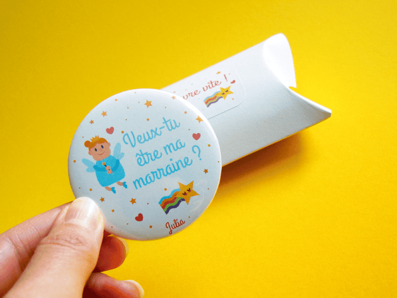 Badge ou magnet personnalisé pour demande de marraine – Image 6