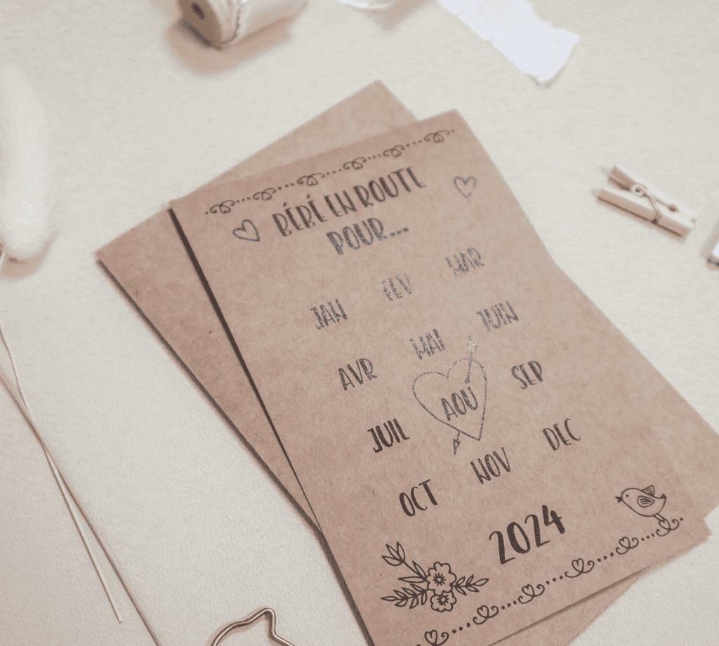 Mini carte annonce de grossesse à personnaliser - Style Save the Date