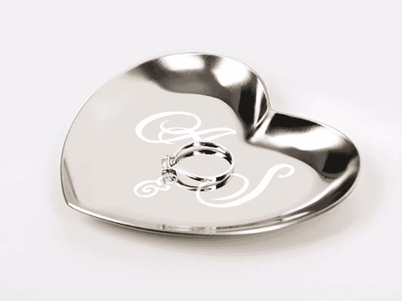 Petit plateau porte bague, range bijoux avec initiales couple - Souvenir de mariage