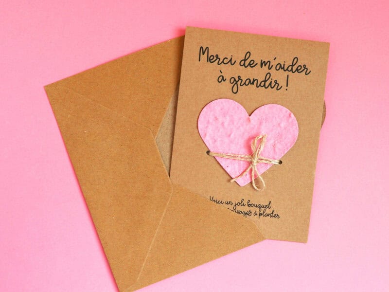Carte pour cadeau nounou, Maîtresse, ATSEM avec coeur à planter