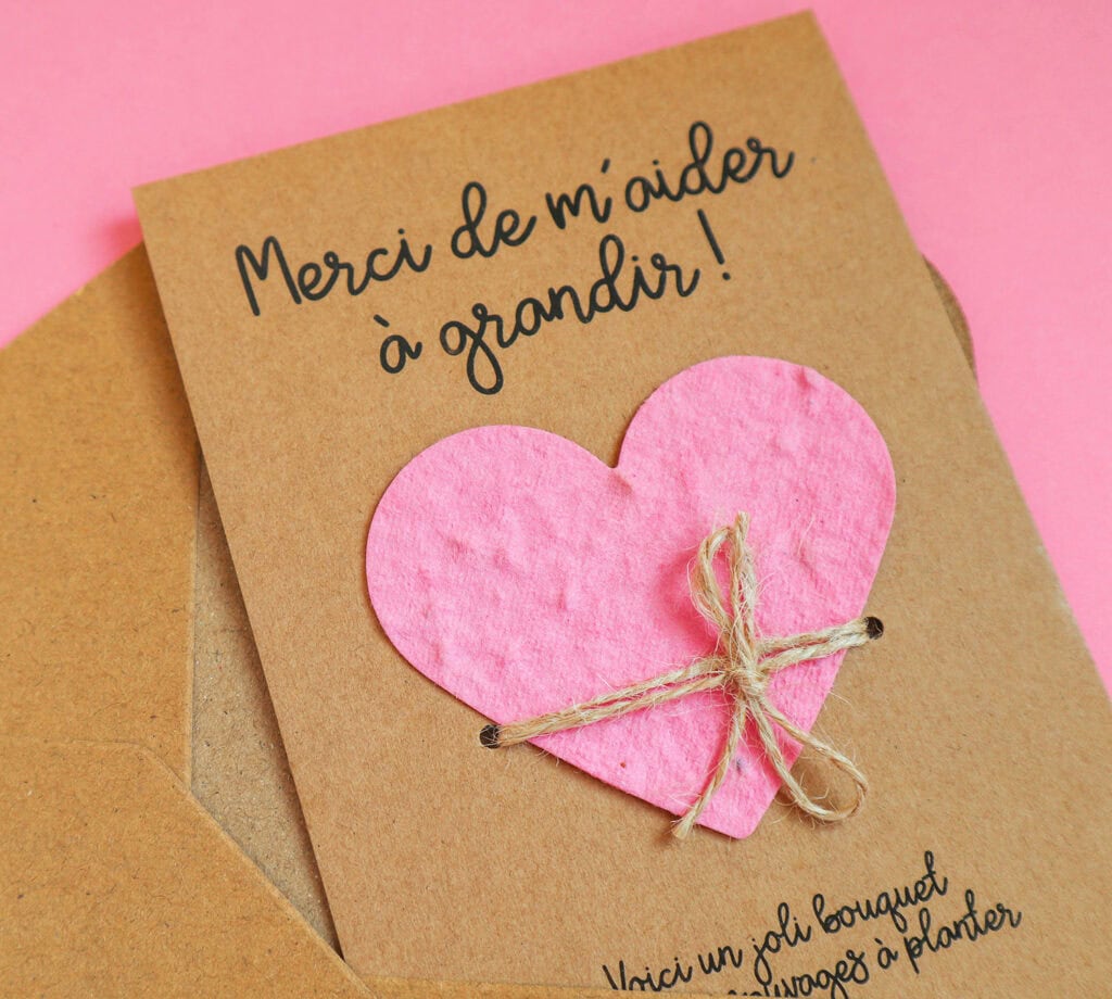 Carte pour cadeau nounou, Maîtresse, ATSEM avec coeur à planter