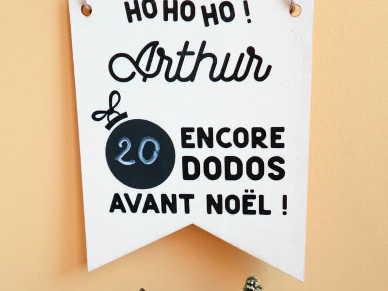 Pancarte personnalisée Décompte jusqu'à Noël - "Encore ... dodos avant Noël !"