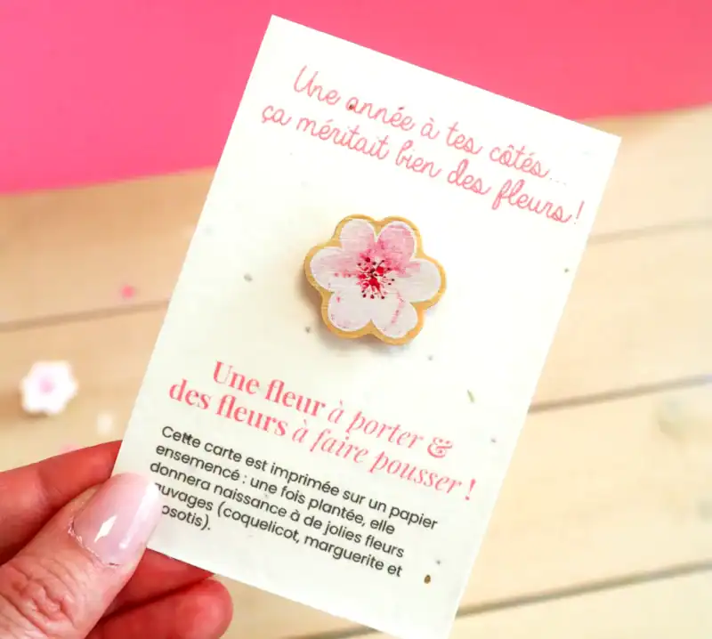 Carte à planter Merci maîtresse - Pin’s fleur & carte ensemencée à offrir