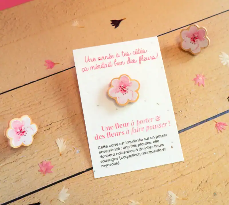 Carte à planter Merci maîtresse - Pin’s fleur & carte ensemencée à offrir