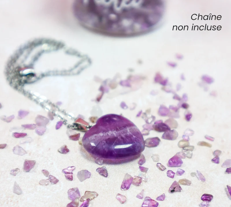 Pendentif cœur en améthyste avec chaîne argentée non incluse