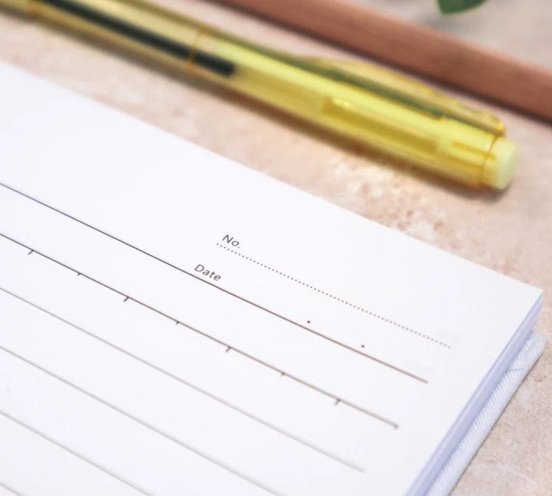 Détail des pages lignées du carnet A5 à spirale pour enfant